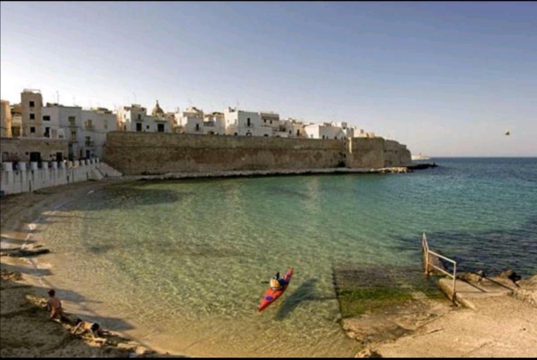 Casa Chiara Lägenhet Monopoli Exteriör bild